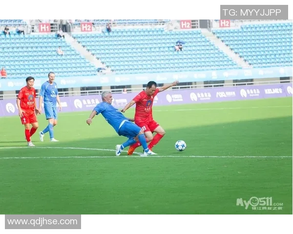 巴乔:足球场上的传奇巨星与经典瞬间的完美定格 巴乔:足球场上的传奇巨星与经典瞬间的完美定格