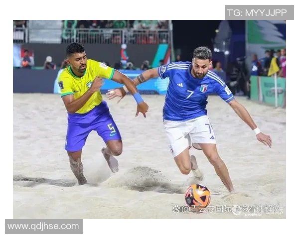 足球明星与球队的精彩瞬间图文展示,感受绿茵场上的激情与荣耀 足球明星与球队的精彩瞬间图文展示,感受绿茵场上的激情与荣耀