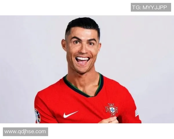 国外足球明星C罗的传奇生涯与场外影响力全面解析 国外足球明星C罗的传奇生涯与场外影响力全面解析