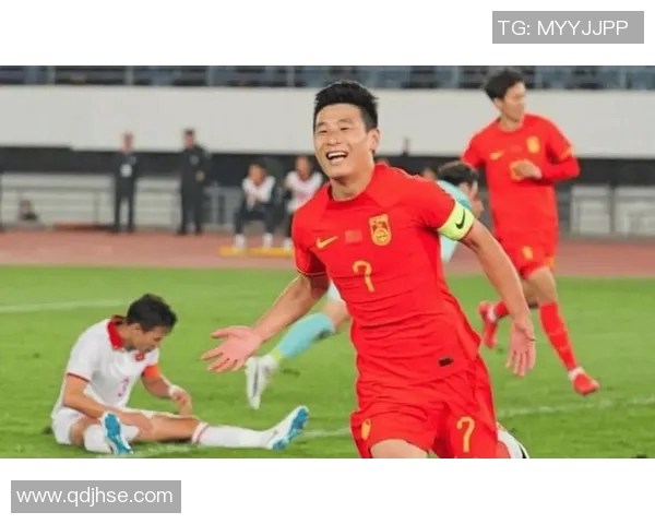 武磊足球明星搞笑瞬间大盘点让你捧腹大笑的精彩时刻 武磊足球明星搞笑瞬间大盘点让你捧腹大笑的精彩时刻