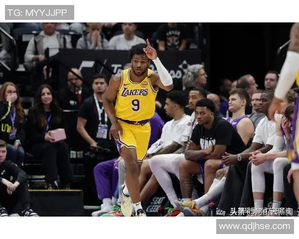 篮球明星兄弟的传奇故事与梦想追逐之路